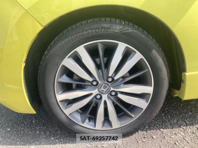Honda FIT HYBRID 2015-10 8829062-5