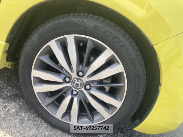 Honda FIT HYBRID 2015-10 8829062-6