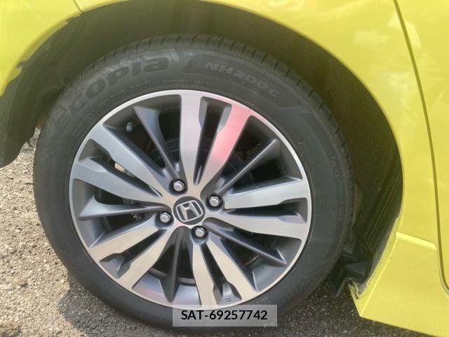 Honda FIT HYBRID 2015-10 8829062-7