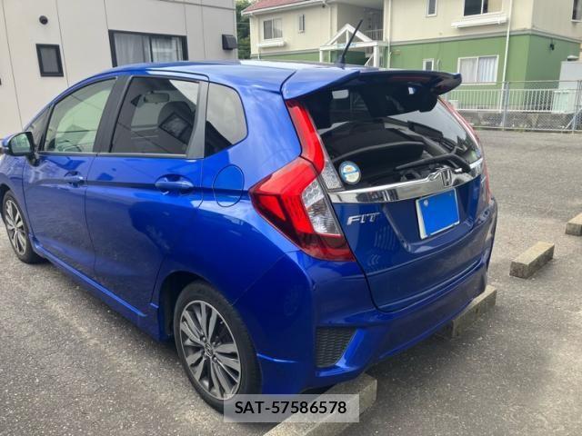 Honda FIT HYBRID 2016-03 8829063-1