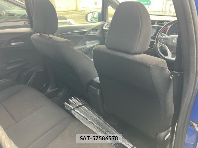 Honda FIT HYBRID 2016-03 8829063-22