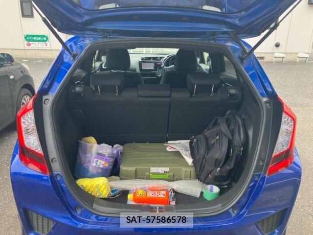 Honda FIT HYBRID 2016-03 8829063-7