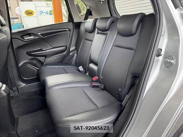 Honda FIT HYBRID 2014-03 8829060-17
