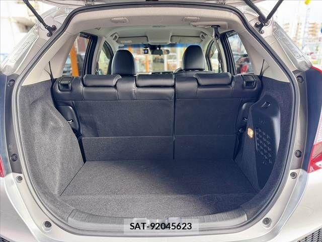Honda FIT HYBRID 2014-03 8829060-19