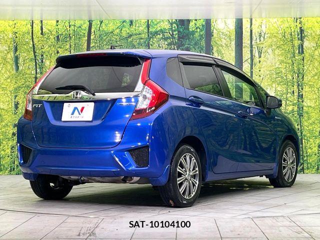Honda FIT HYBRID 2013-12 8849015-16