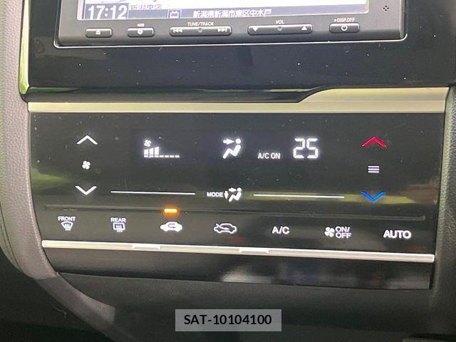 Honda FIT HYBRID 2013-12 8849015-4