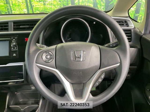 Honda FIT HYBRID 2016-03 8849011-11