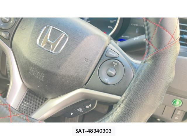 Honda FIT HYBRID 2015-04 8849019-11