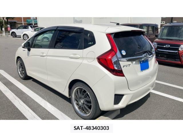 Honda FIT HYBRID 2015-04 8849019-3