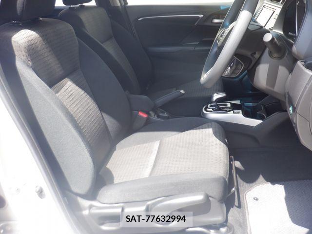 Honda FIT HYBRID 2019-04 8849010-13
