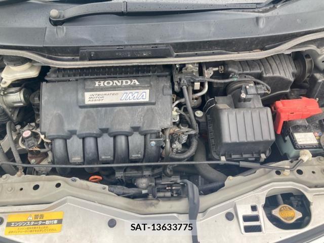 Honda FIT HYBRID 2011-10 8871006-12
