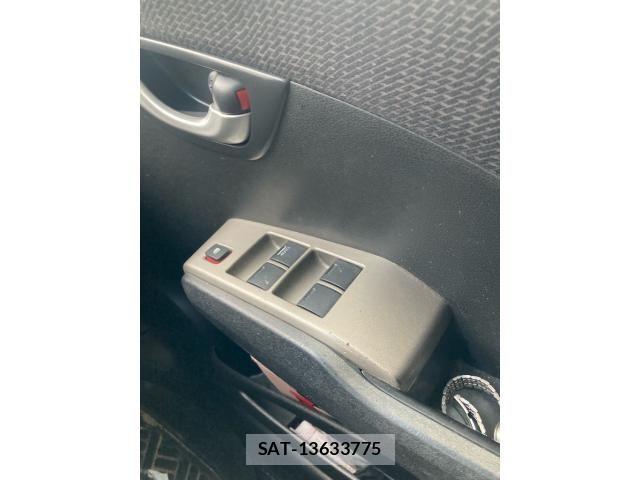 Honda FIT HYBRID 2011-10 8871006-24
