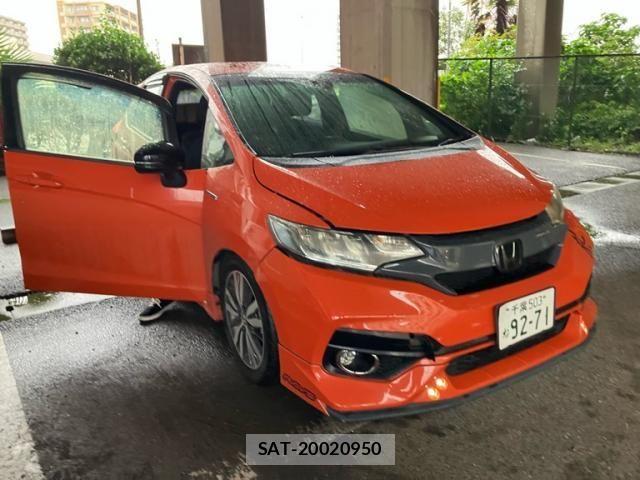 Honda FIT HYBRID 2017-08 8879758-2