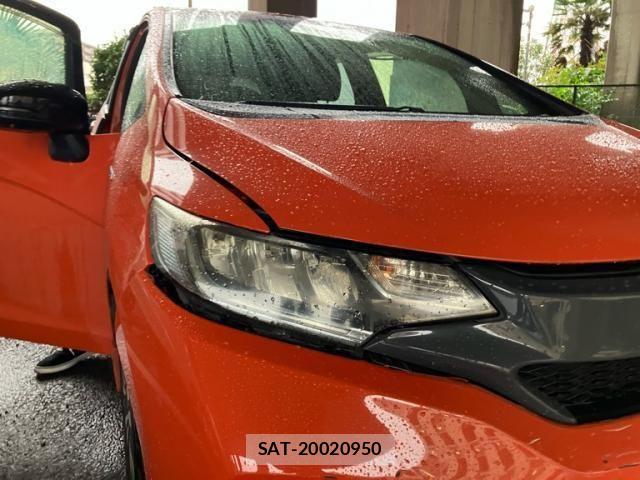 Honda FIT HYBRID 2017-08 8879758-5