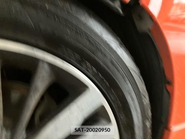 Honda FIT HYBRID 2017-08 8879758-7