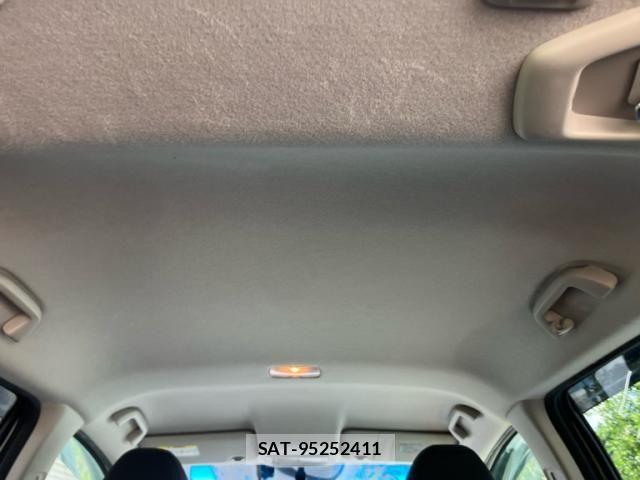 Honda FIT HYBRID 2014-10 8879770-16