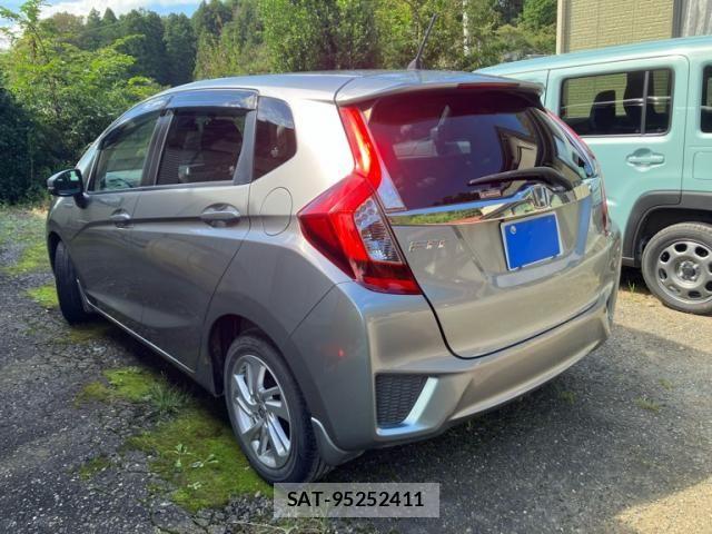 Honda FIT HYBRID 2014-10 8879770-8