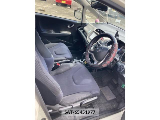 Honda FIT HYBRID 2012-01 8879780-13