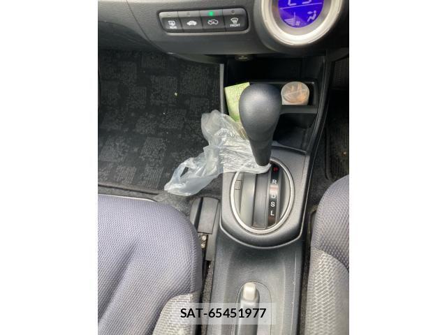 Honda FIT HYBRID 2012-01 8879780-19