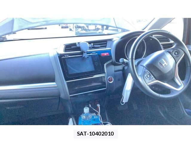 Honda FIT HYBRID 2013-09 8879767-6