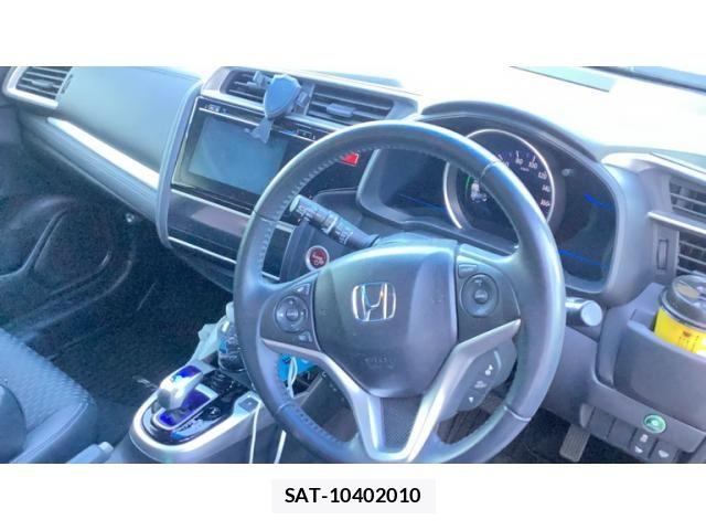 Honda FIT HYBRID 2013-09 8879767-8