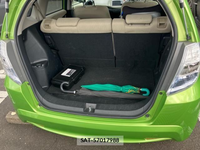 Honda FIT HYBRID 2011-12 8879771-15