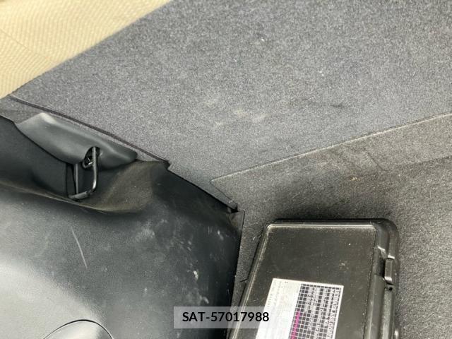 Honda FIT HYBRID 2011-12 8879771-16