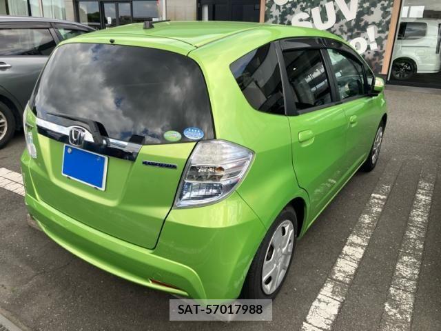 Honda FIT HYBRID 2011-12 8879771-1