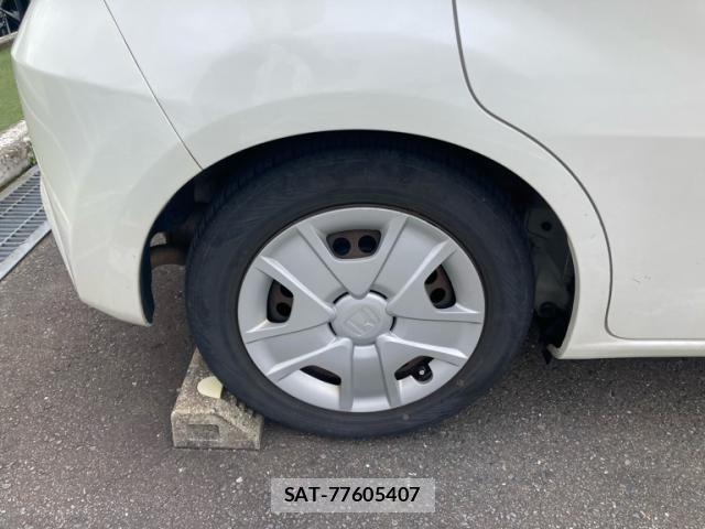Honda FIT HYBRID 2011-12 8879776-3