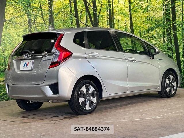Honda FIT HYBRID 2017-01 8879754-16