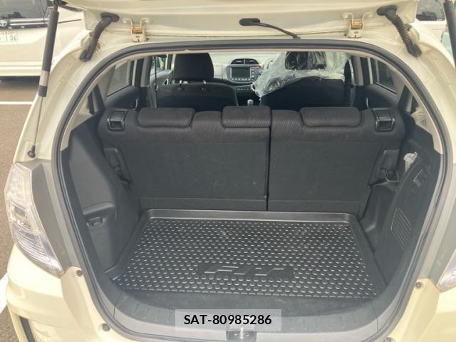 Honda FIT HYBRID 2012-11 8879773-7