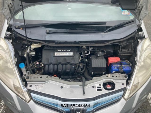Honda FIT HYBRID 2013-09 8879777-13