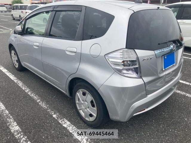 Honda FIT HYBRID 2013-09 8879777-5