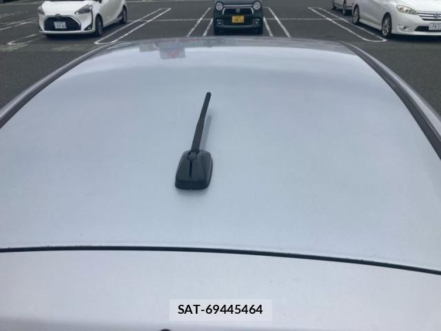 Honda FIT HYBRID 2013-09 8879777-7