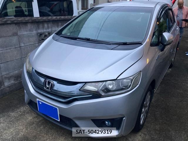 Honda FIT HYBRID 2013-12 8879775-2