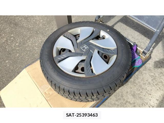 Honda FIT HYBRID 2015-03 8879774-7