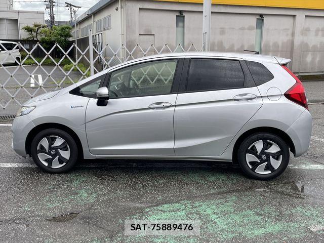 Honda FIT HYBRID 2013-11 8879759-7