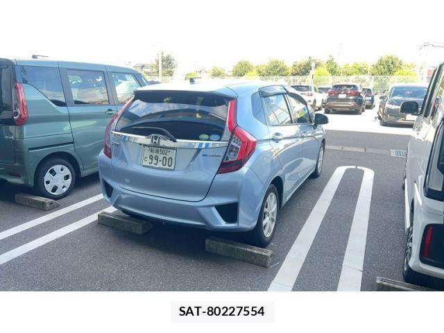 Honda FIT HYBRID 2016-04 8879760-3