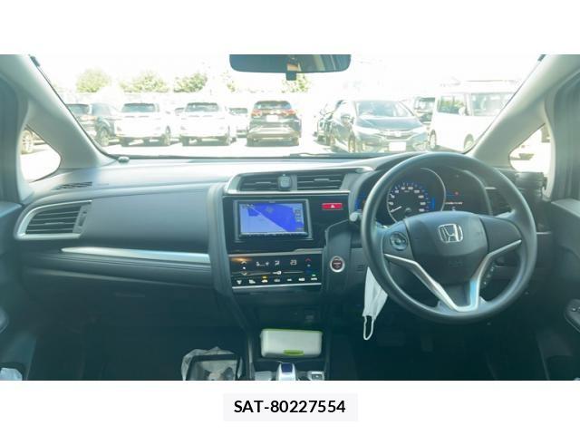 Honda FIT HYBRID 2016-04 8879760-6