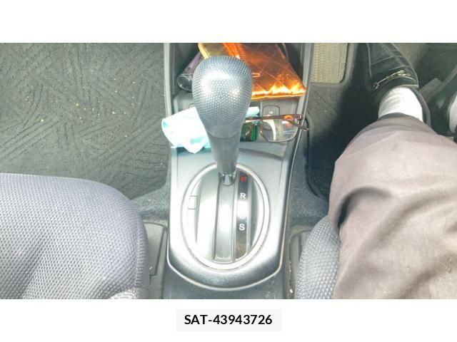 Honda FIT HYBRID 2011-10 8879778-24