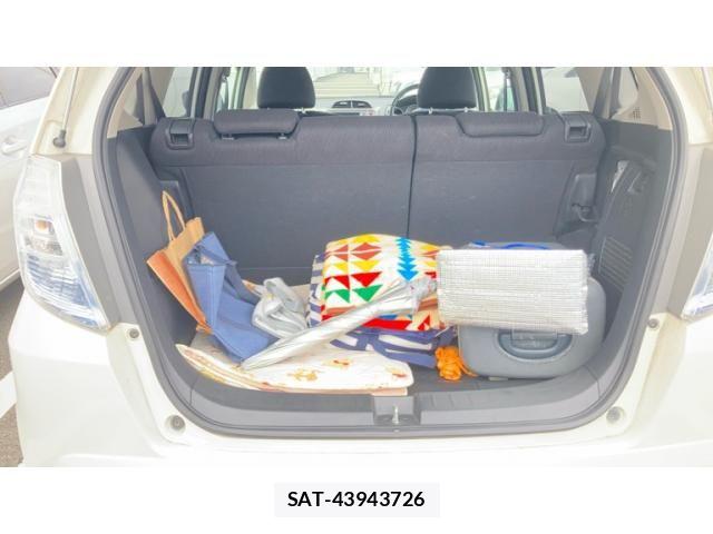 Honda FIT HYBRID 2011-10 8879778-5