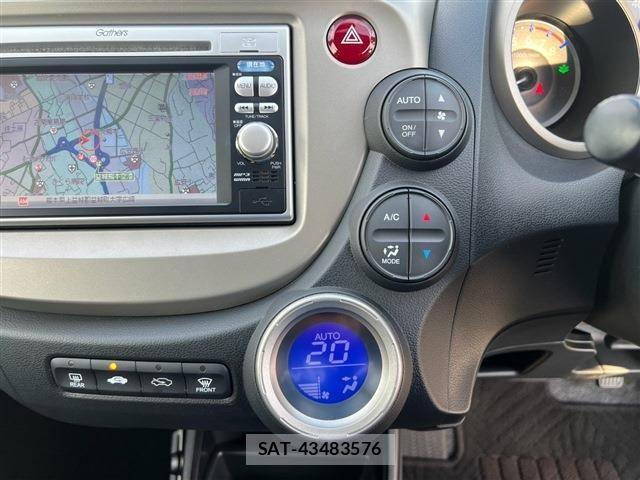 Honda FIT HYBRID 2011-09 8879763-12