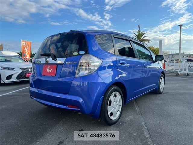 Honda FIT HYBRID 2011-09 8879763-5