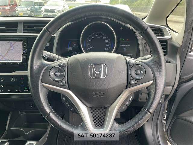 Honda FIT HYBRID 2019-07 8879755-10