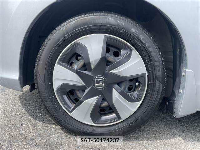 Honda FIT HYBRID 2019-07 8879755-13