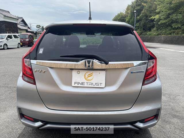 Honda FIT HYBRID 2019-07 8879755-18