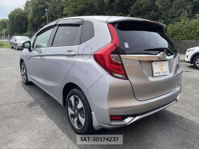 Honda FIT HYBRID 2019-07 8879755-19