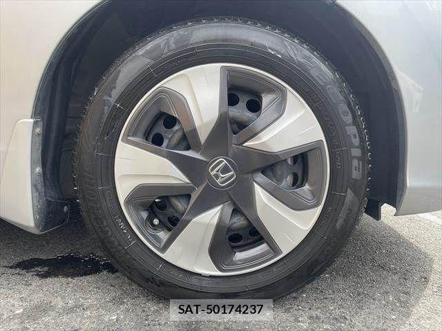 Honda FIT HYBRID 2019-07 8879755-27