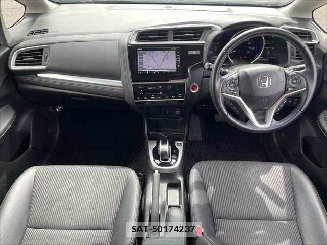 Honda FIT HYBRID 2019-07 8879755-2