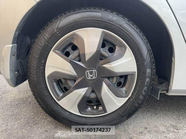 Honda FIT HYBRID 2019-07 8879755-29